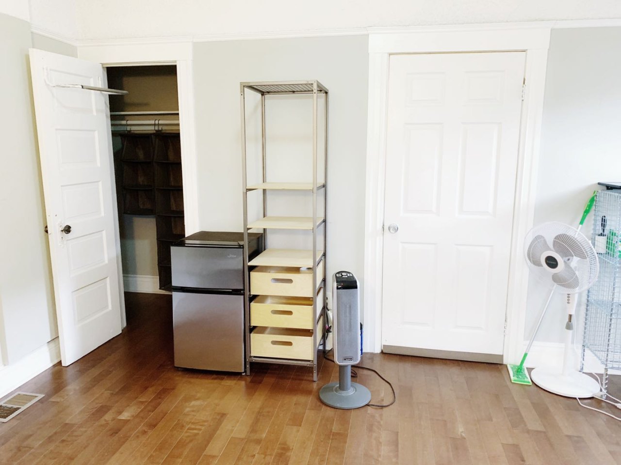 1356 West 30th Street - Co-Living Image 7