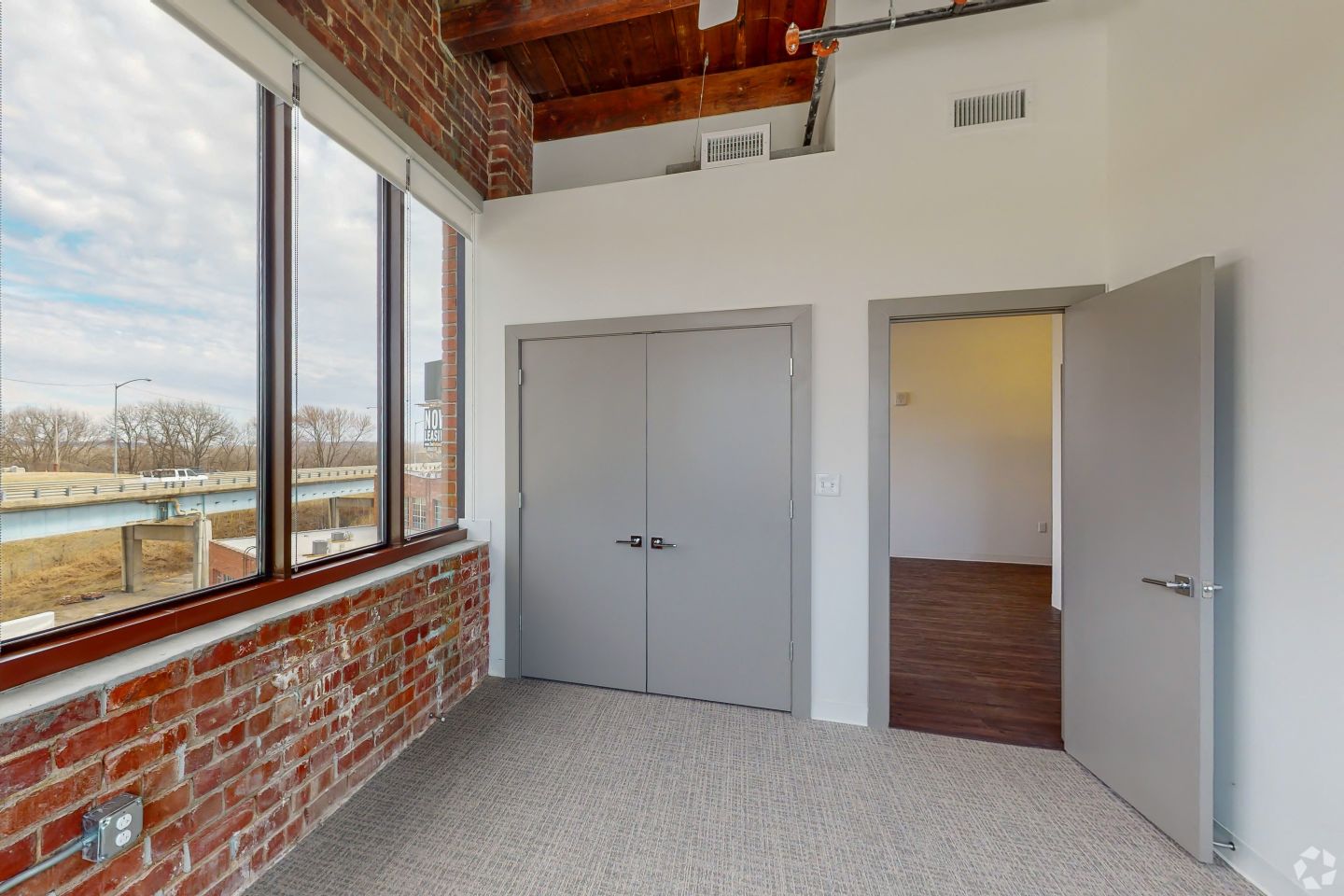 The Station Lofts at the Riverfront Image 19