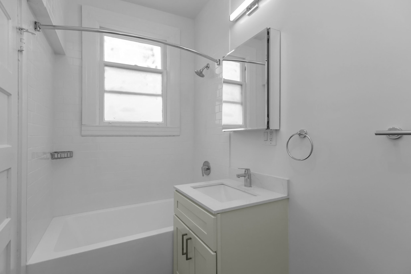 2128 Van Ness Avenue Image 13