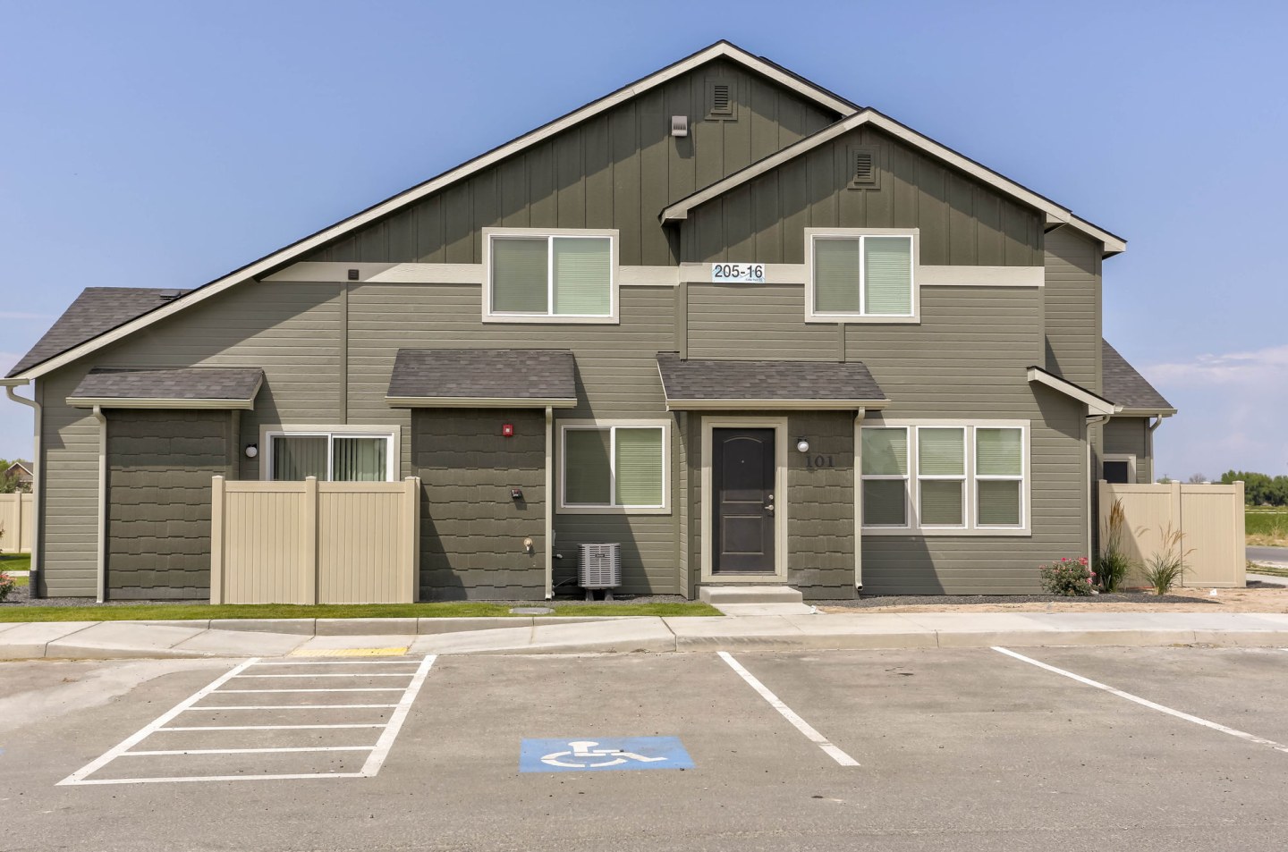 Cedar Park & Canyon Falls Townhomes Image 17