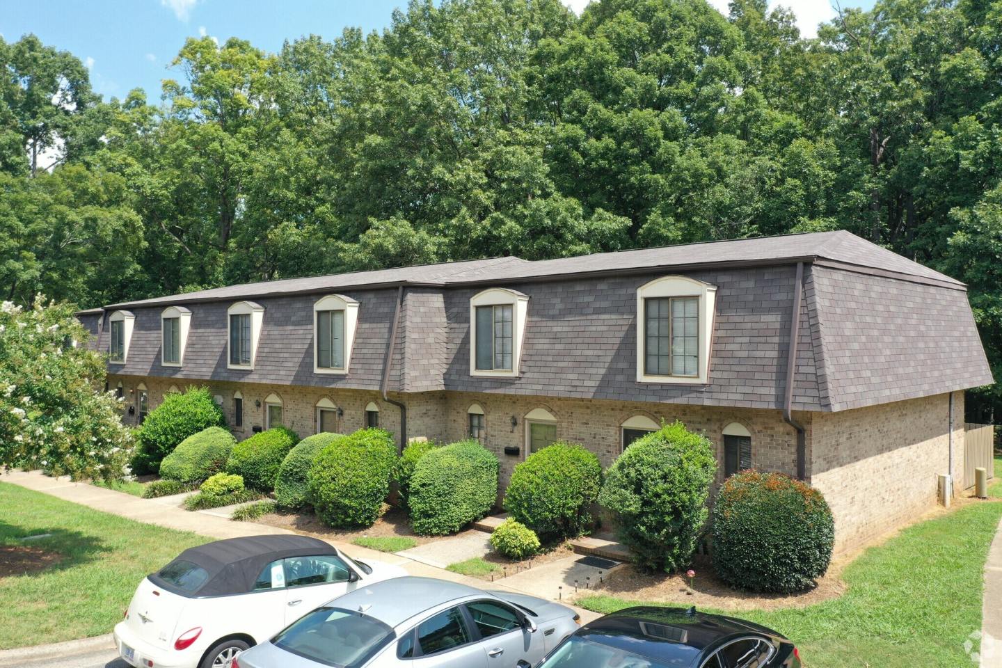 Residences at 1805 Image 17