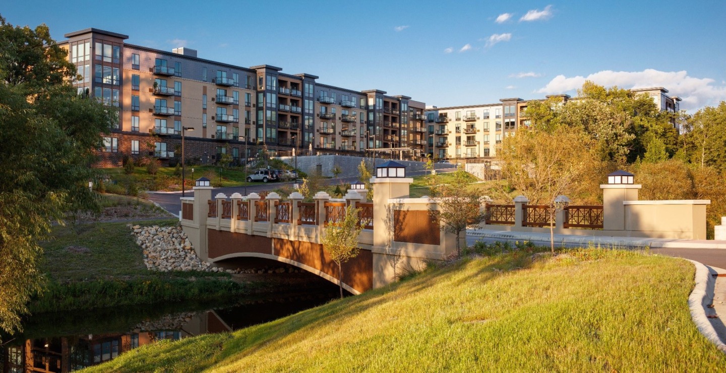 The Island Residences at Carlson Center Image 34