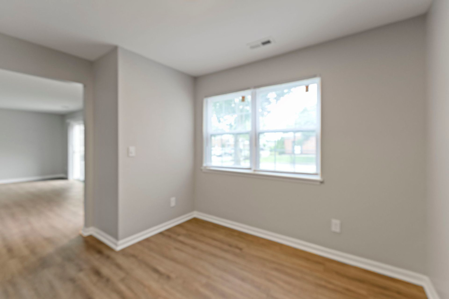 Lenox Image 31
