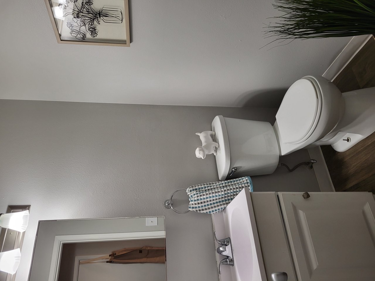 Townhouse Square Image 14