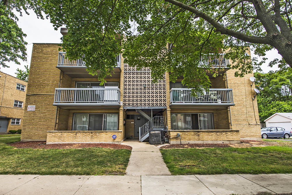 13905 S Clark Image 6
