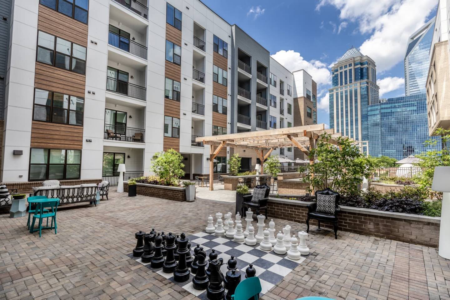 The Crown of Queen City Image 19