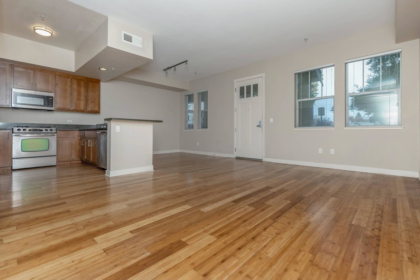 Oak Walk Image 53