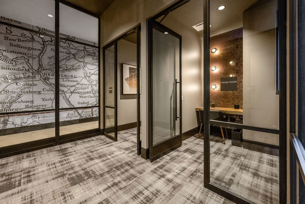 Madison West Elm Image 7