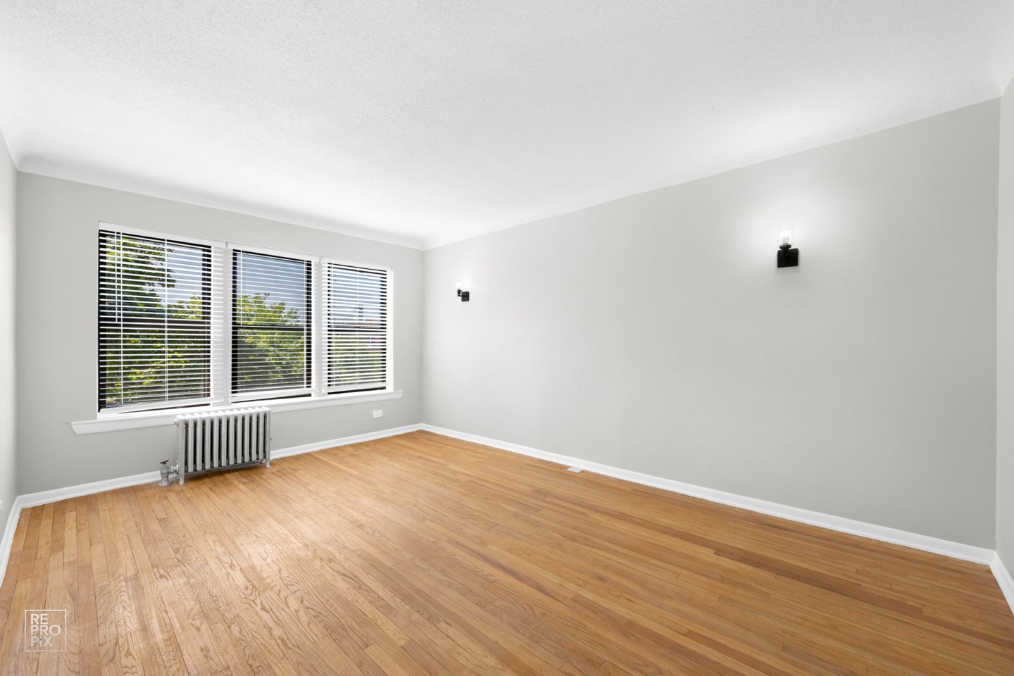 6901 S Merrill Ave Image 14