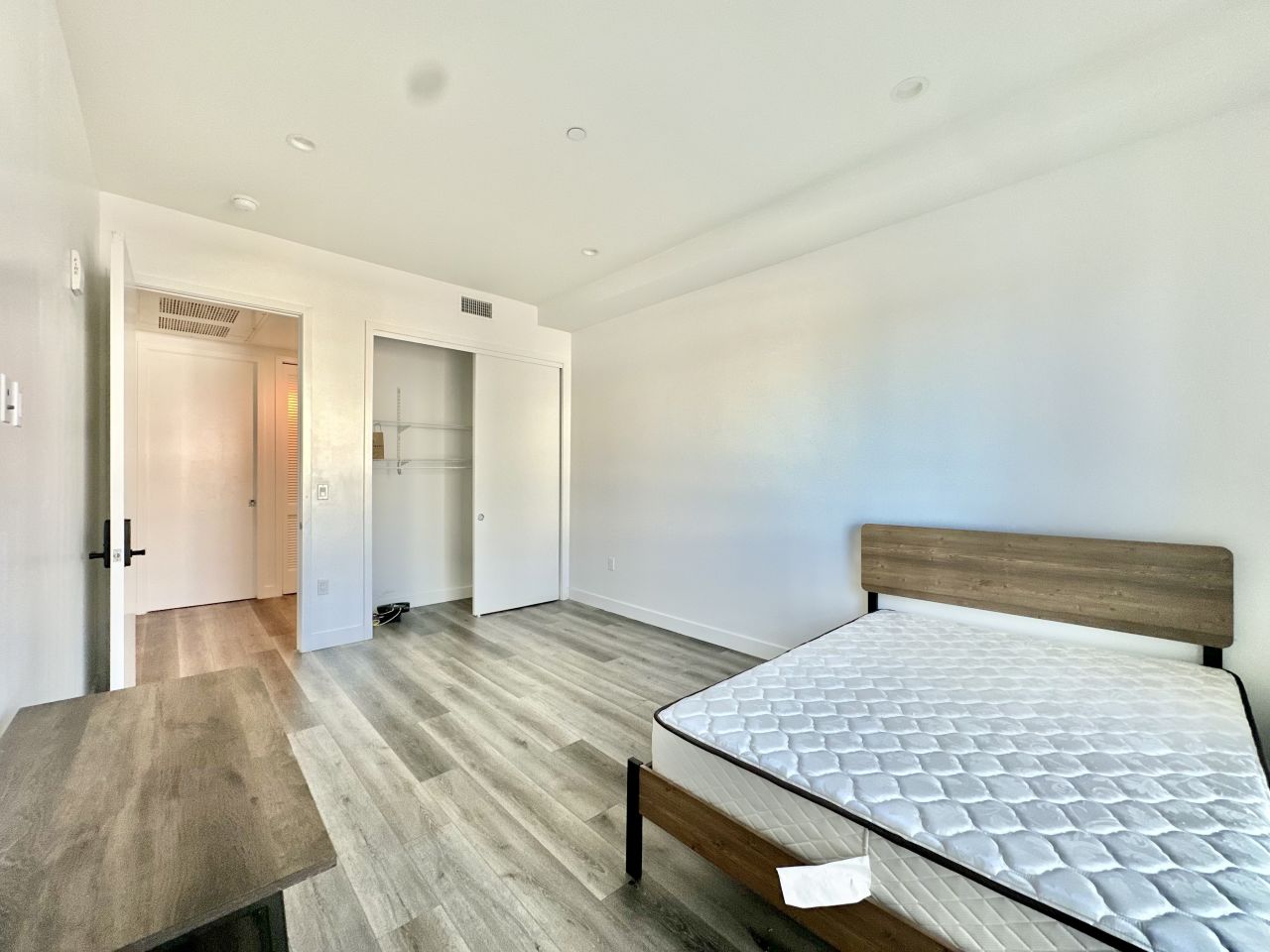 1751 Malcolm Ave - Student Housing Image 11