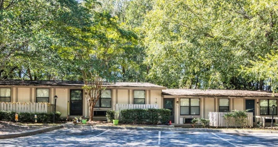Willow Lakes Apartment Homes Image 7