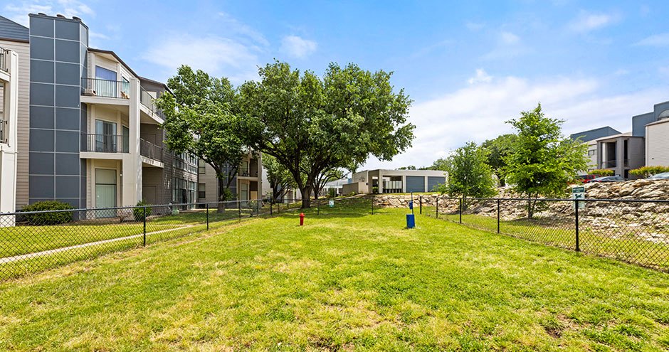 Mylo Apartments Image 23