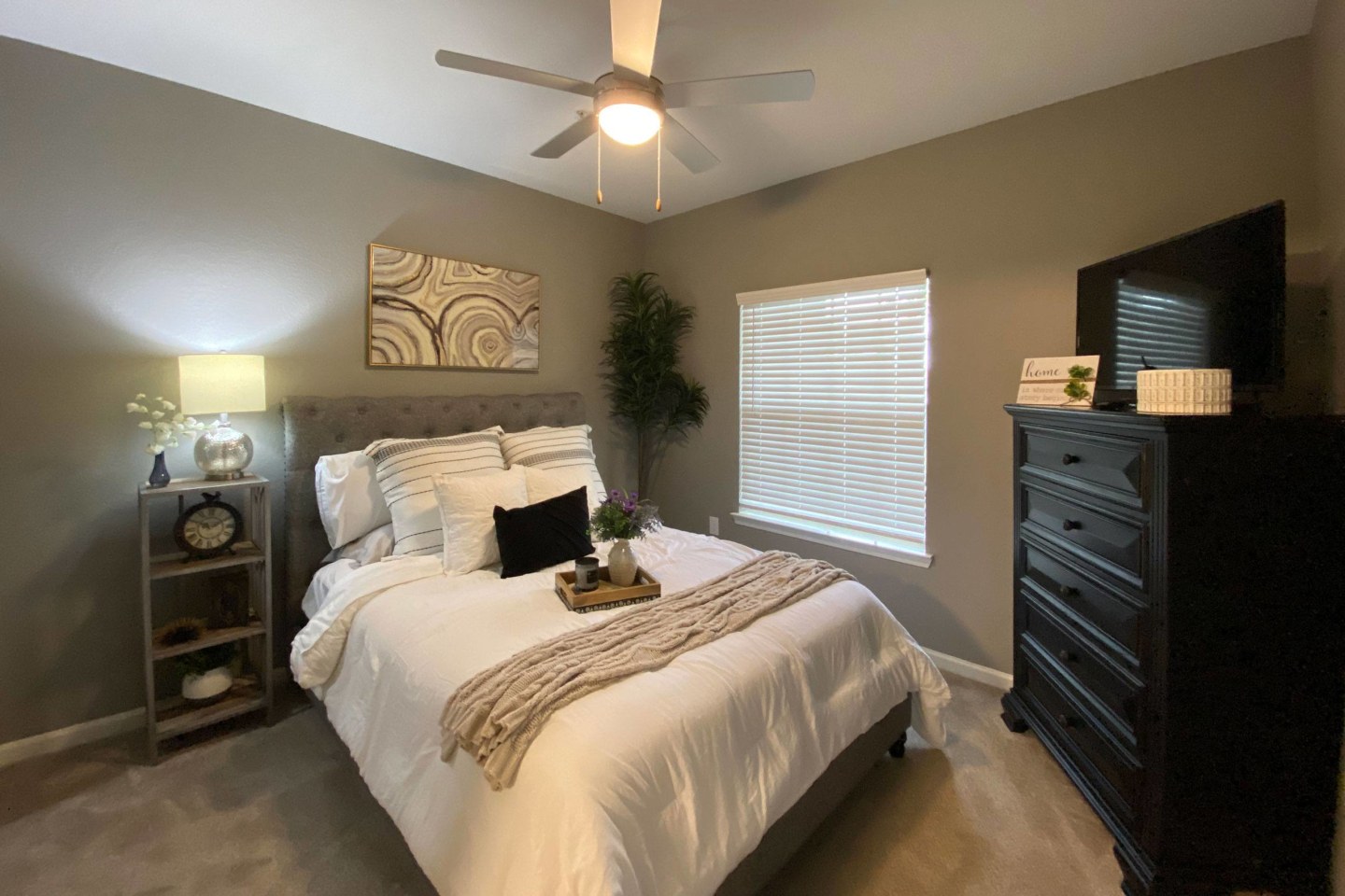 Harbin Pointe Apartment Homes Image 9