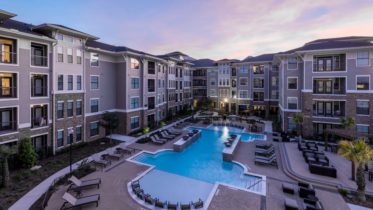 Beacon at Buffalo Pointe Image 2