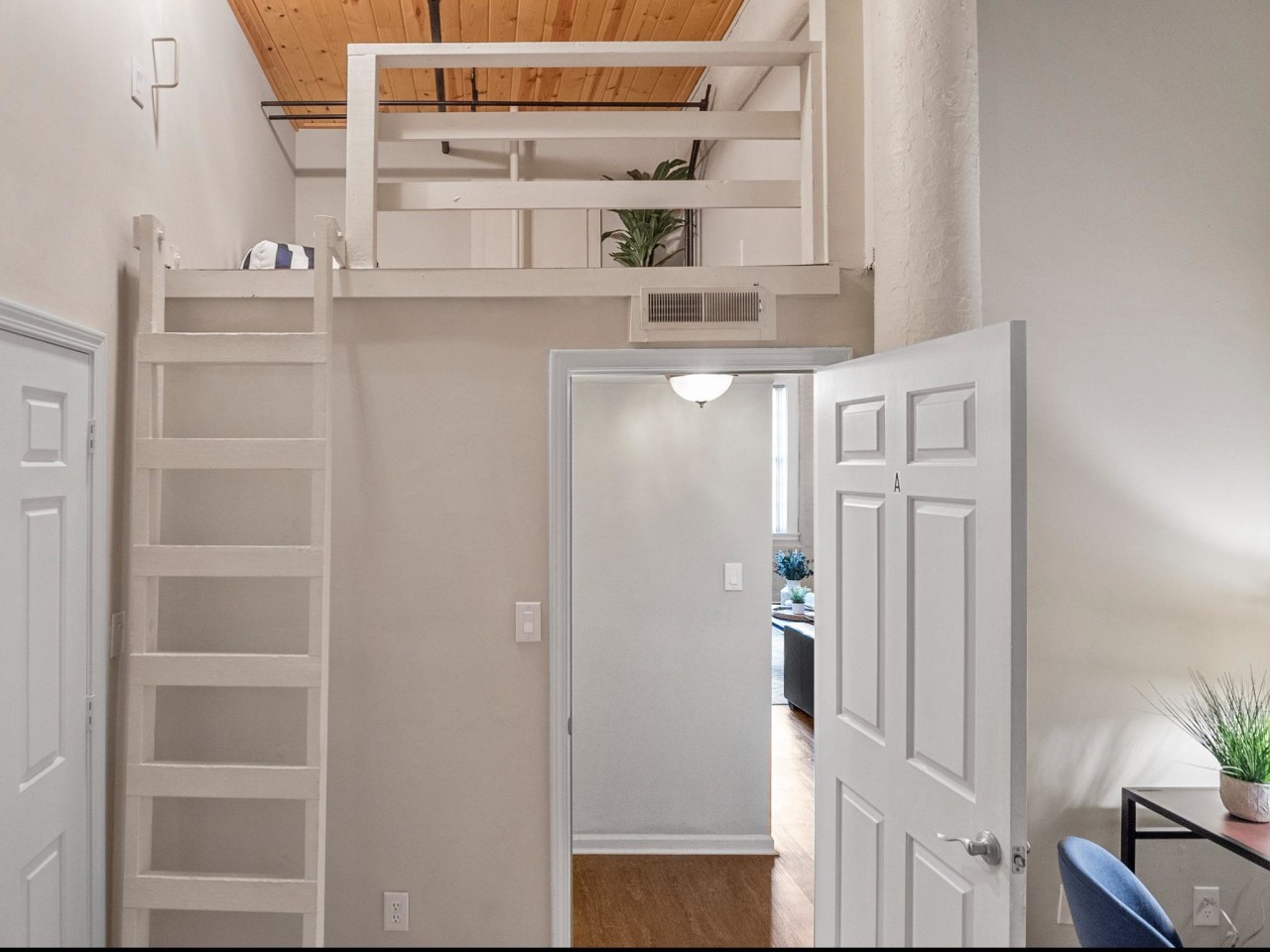 Student Housing - Yugo Columbia Lofts Image 34