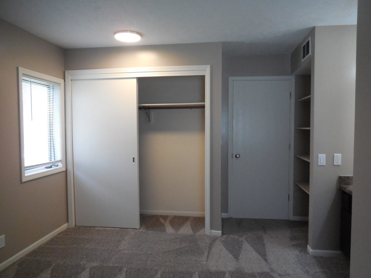College View Apartments Image 7