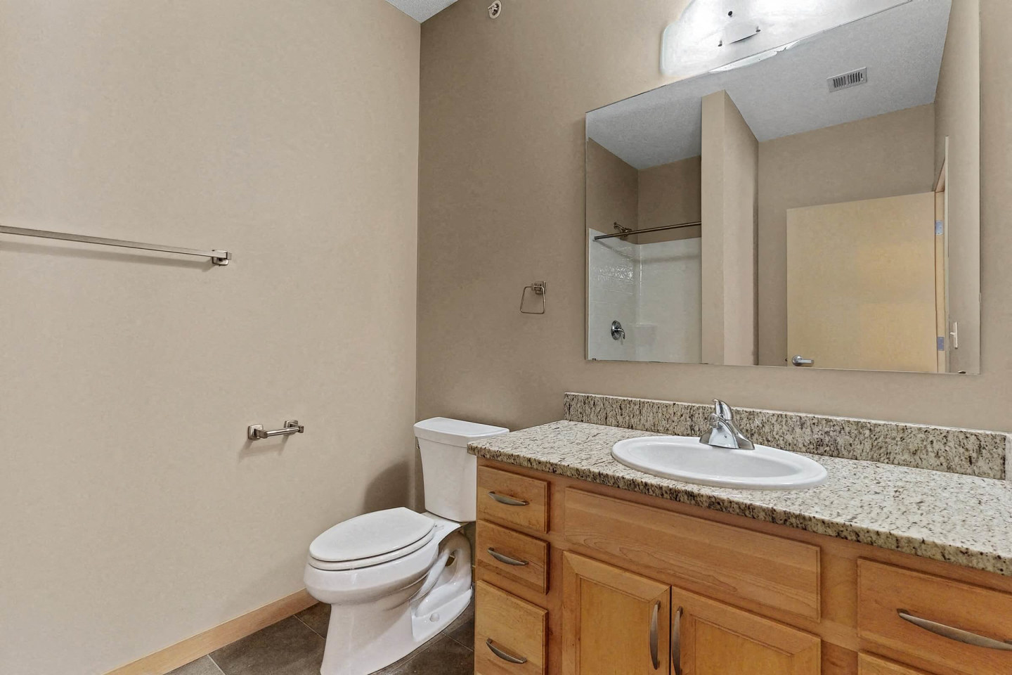 L14 Flats Image 51