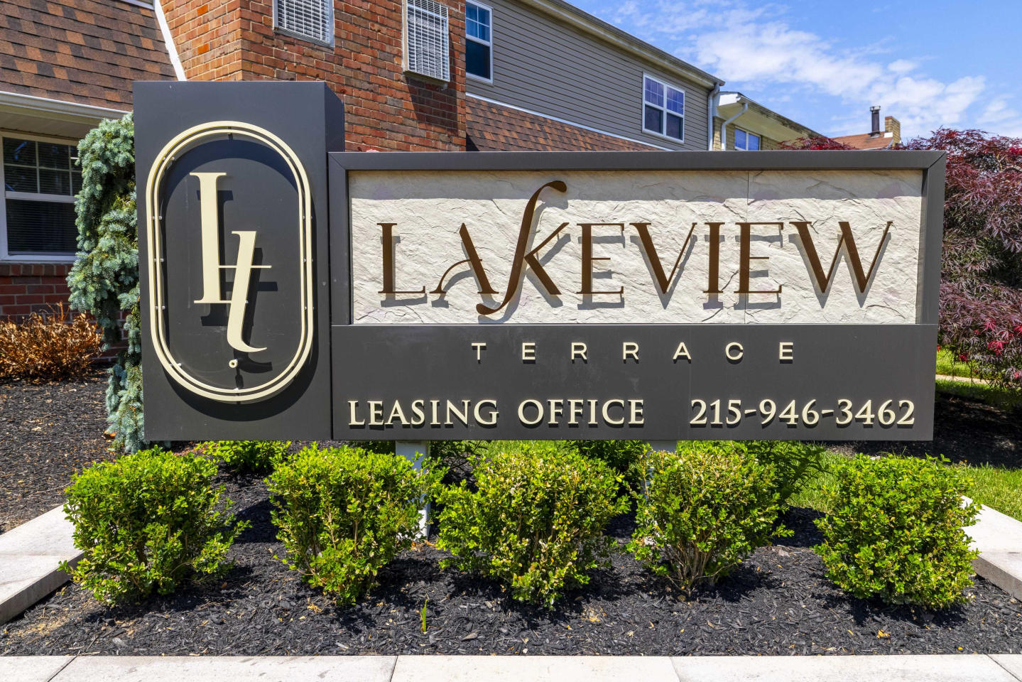 Lakeview Terrace Image 6