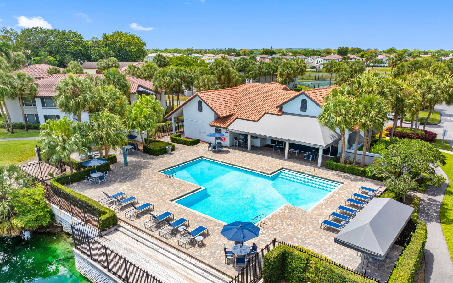Boca Arbor Club Image 2