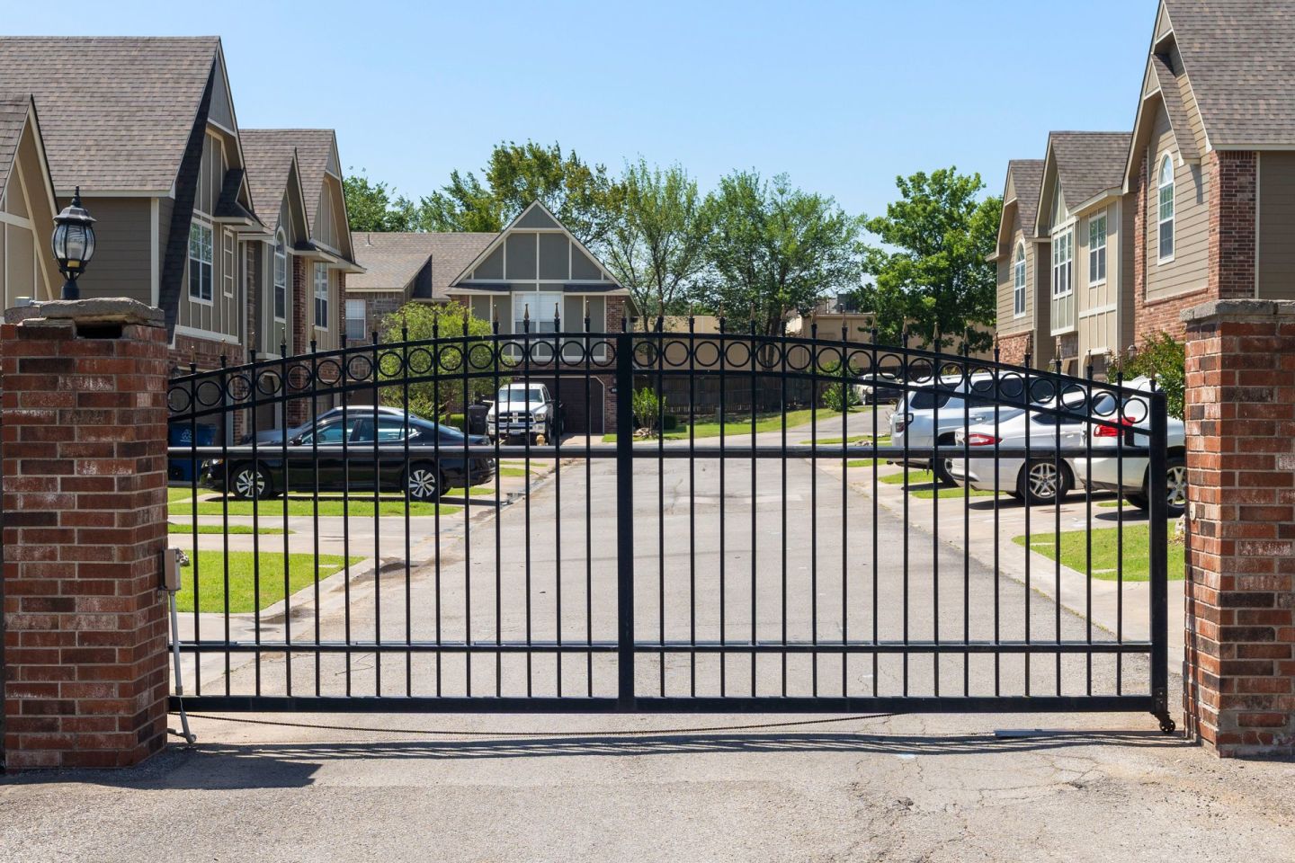 Sydney Court Townhomes Image 2
