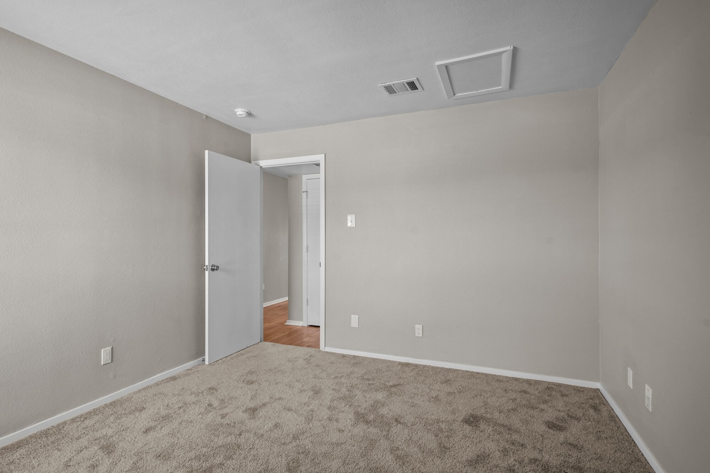 Kennington Apartments Image 12