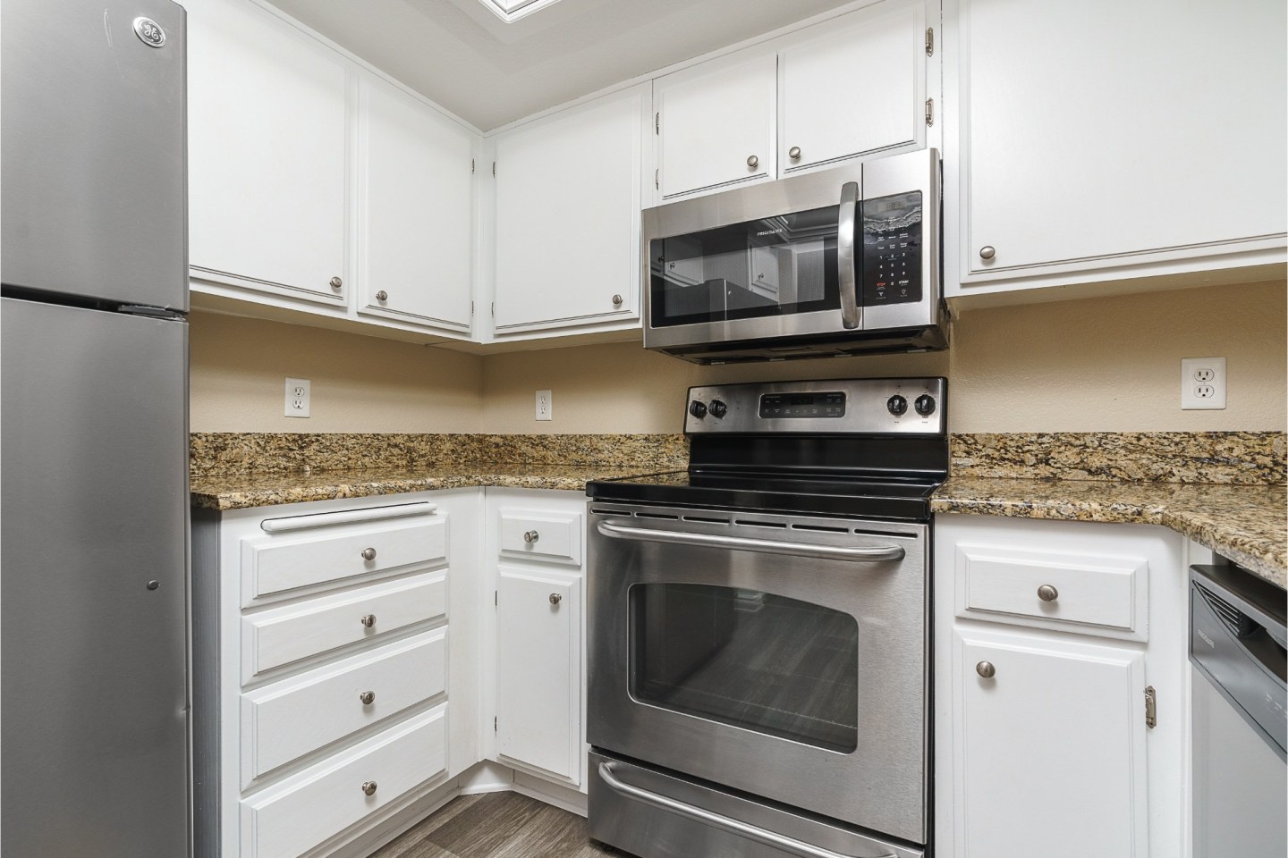 Westlake Canyon Apartments Image 51