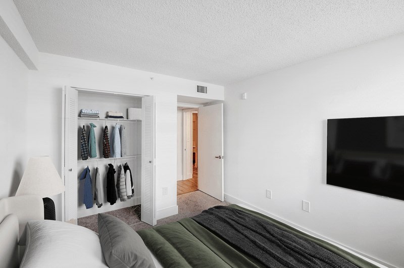 Gables Grand Plaza Apartments Image 62