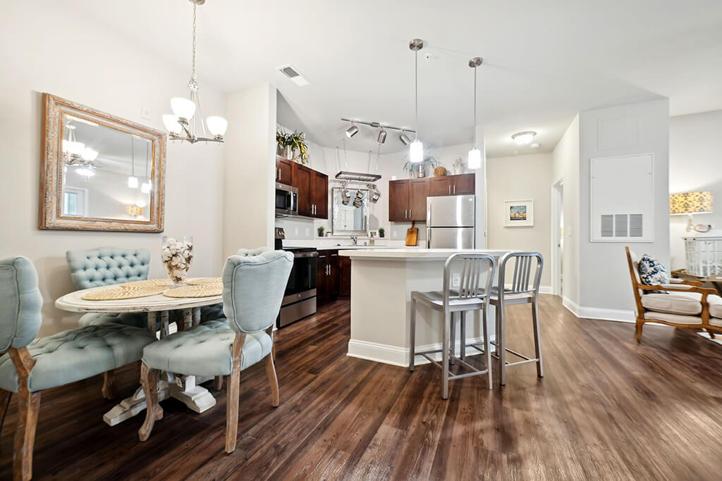 The Apartments at Shade Tree Image 16
