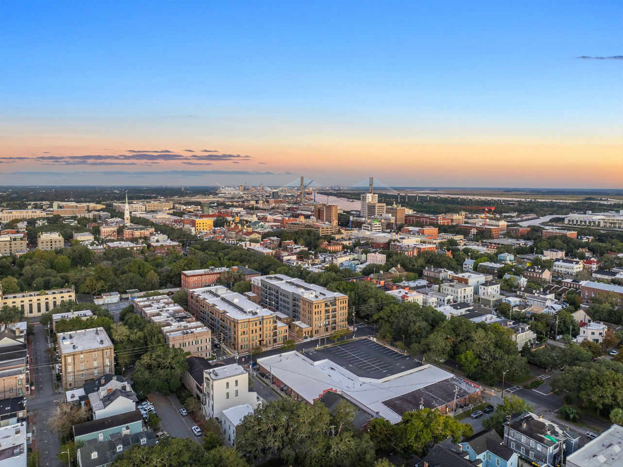 Capital Collective Luxury Apartments Image 32