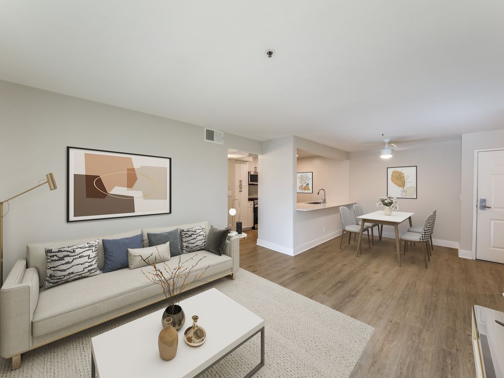 Avalon Woodland Hills Image 6