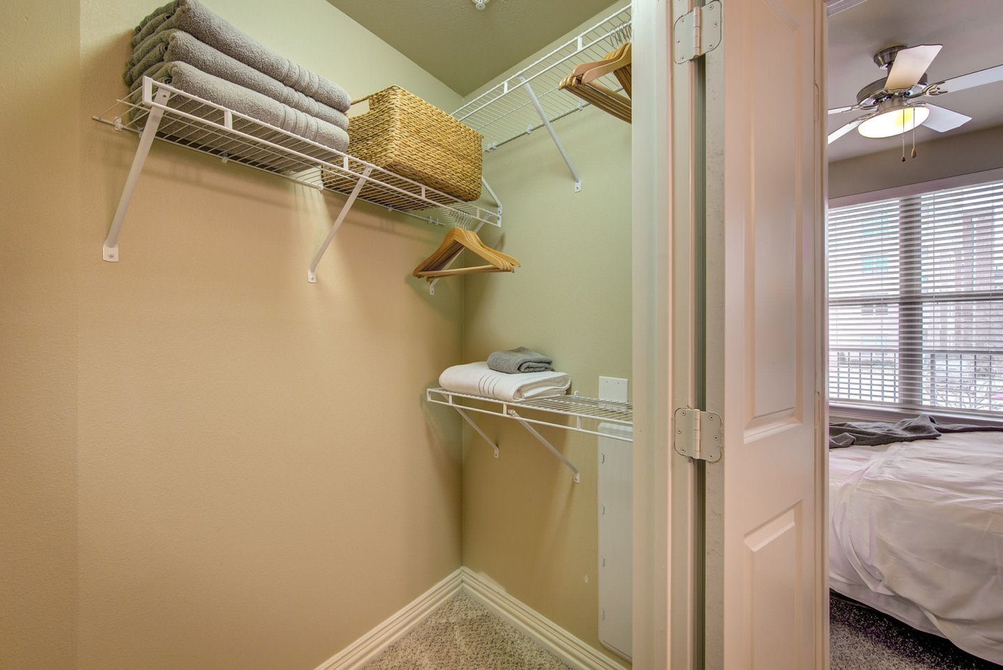 Keller Springs Crossing Apartments Image 48