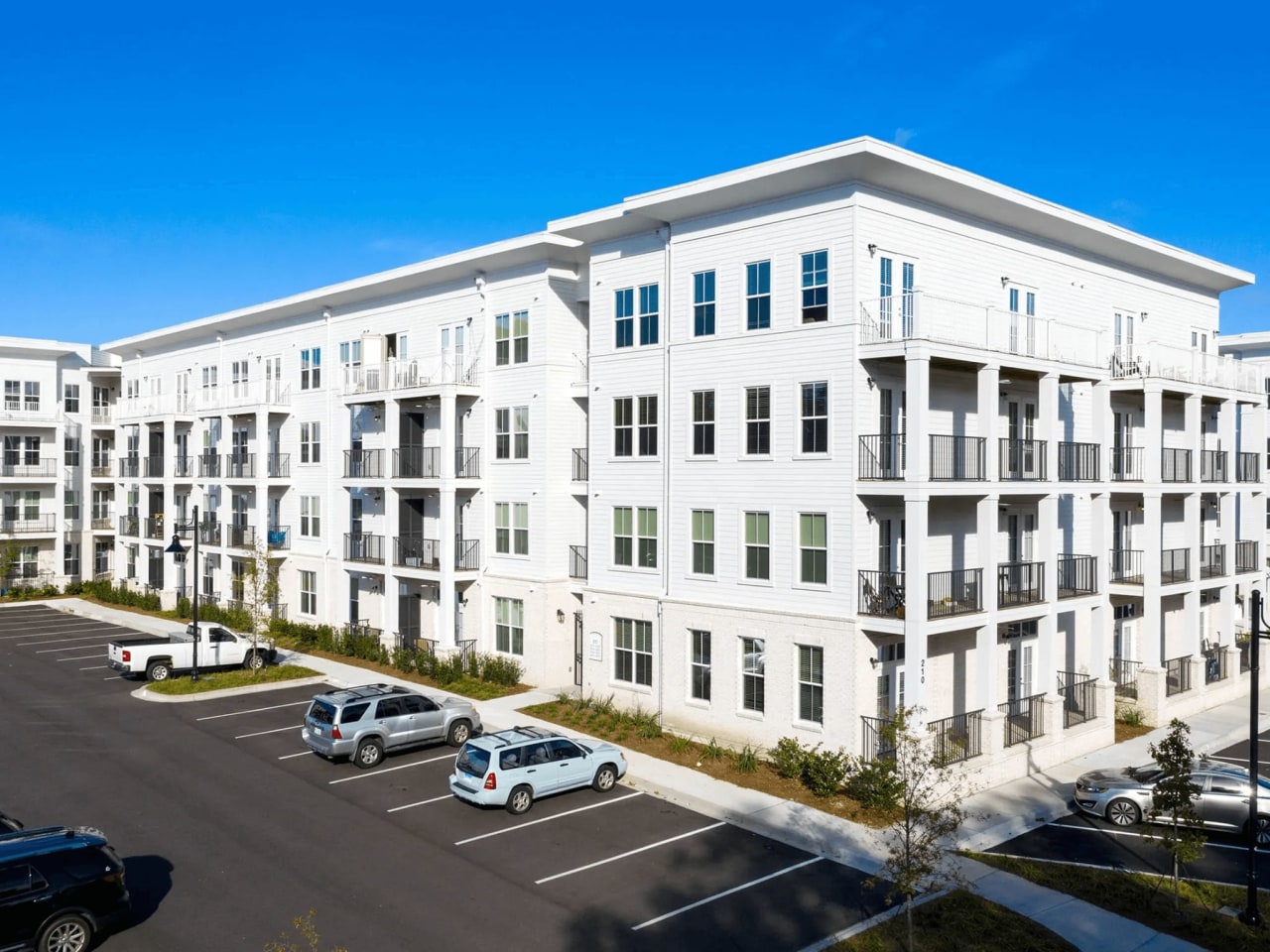 Avalon at James Island Image 20
