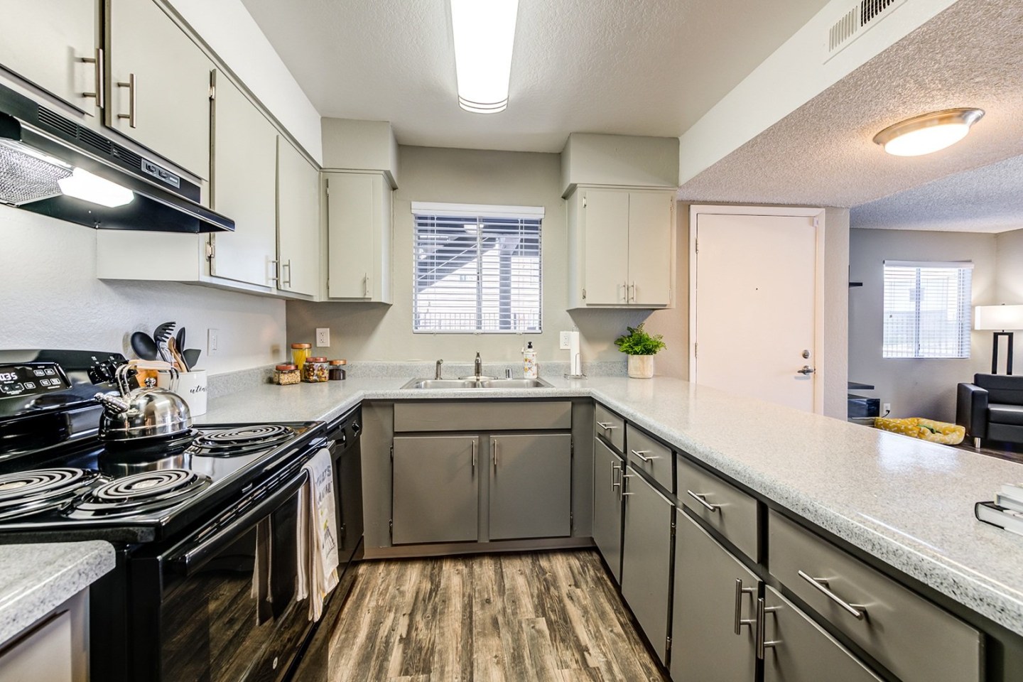 evRIA Diamond Valley Image 10