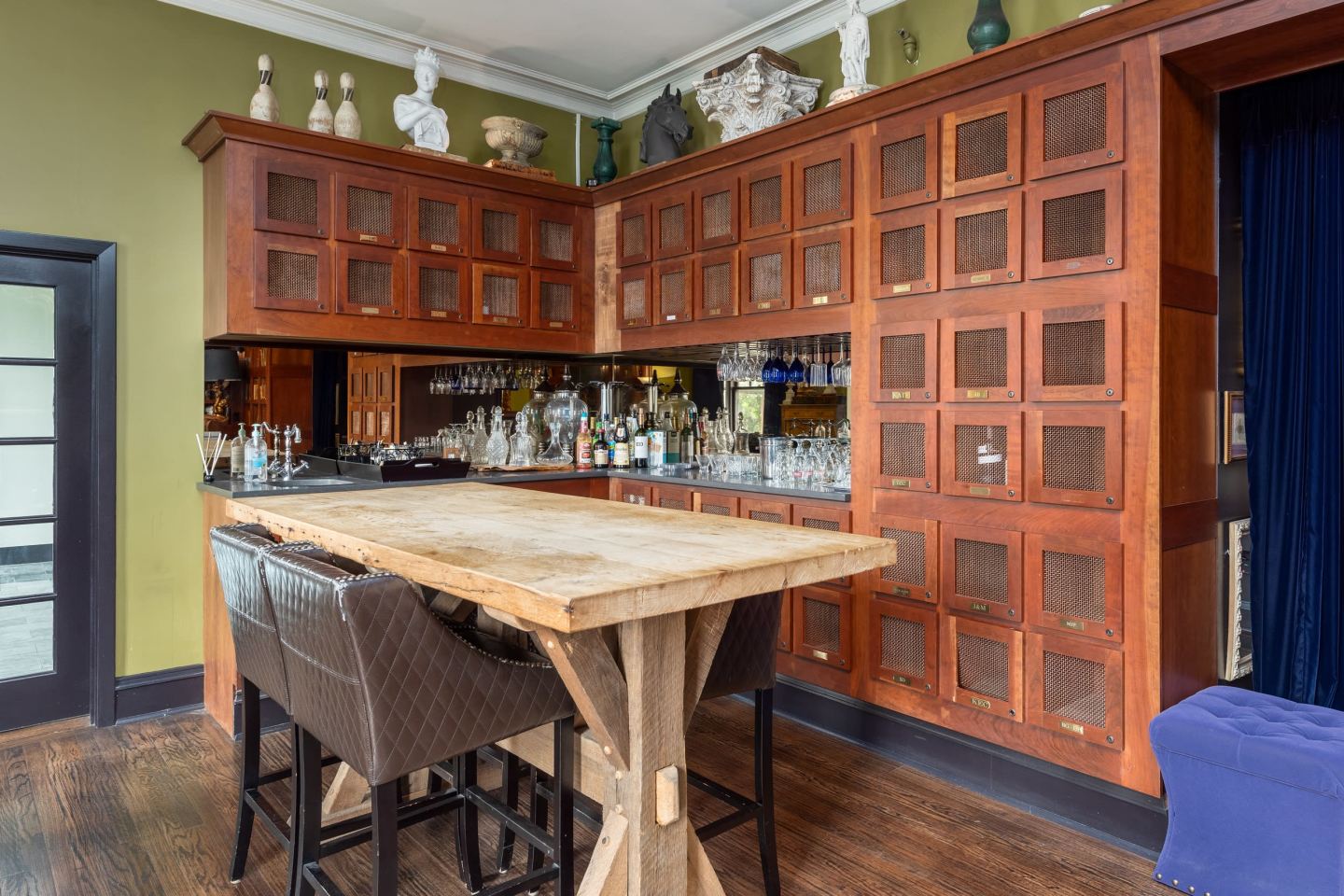 York House Image 18