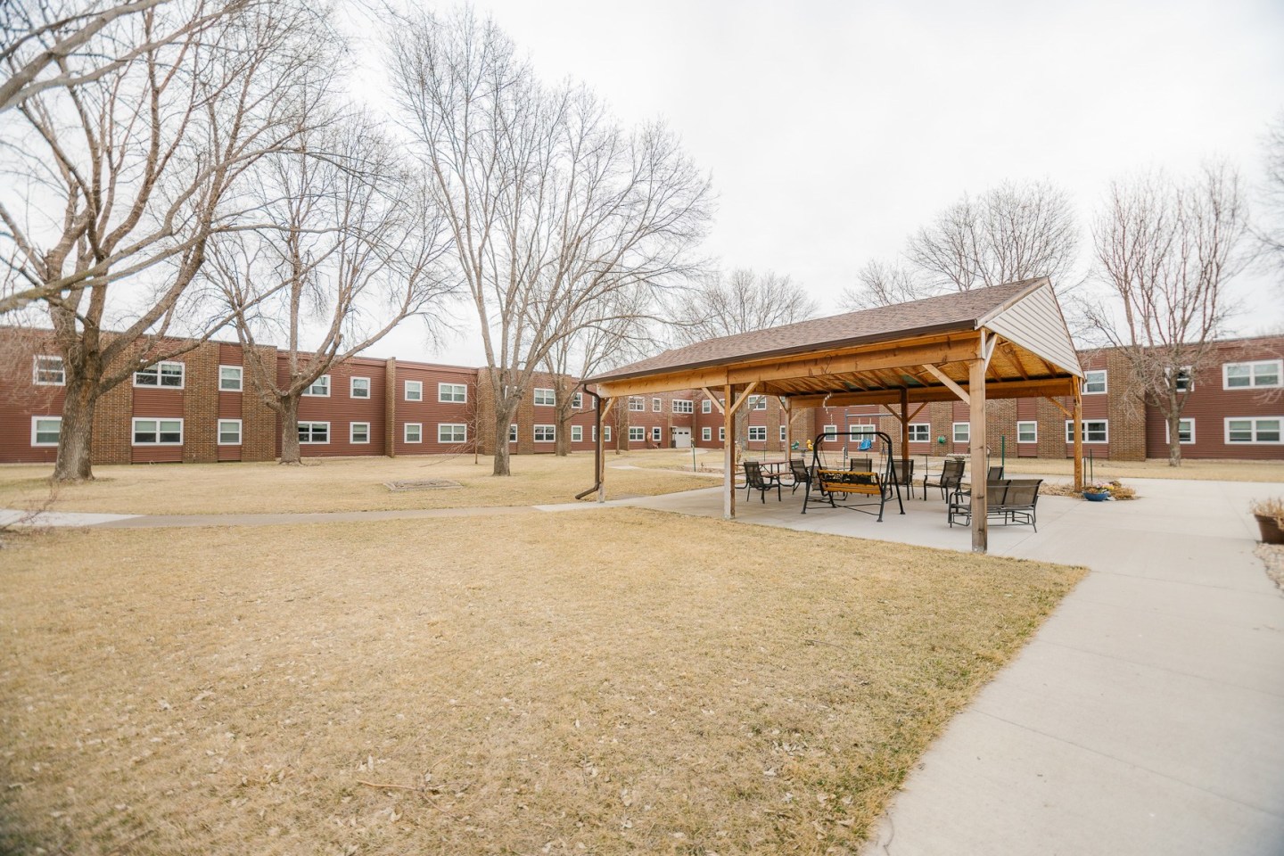 Meadowlawn Plaza Apartments Image 30