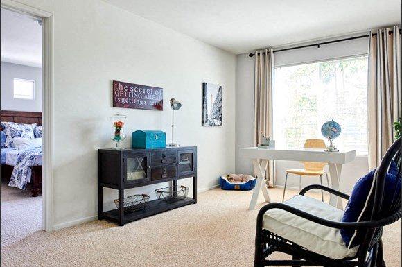 Tustin Cottages Image 3