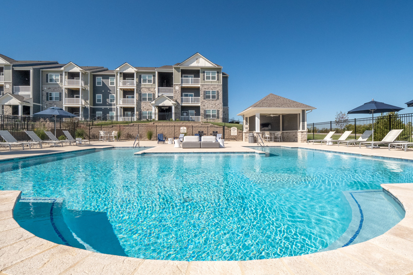 Aventura at Hawk Ridge Image 2