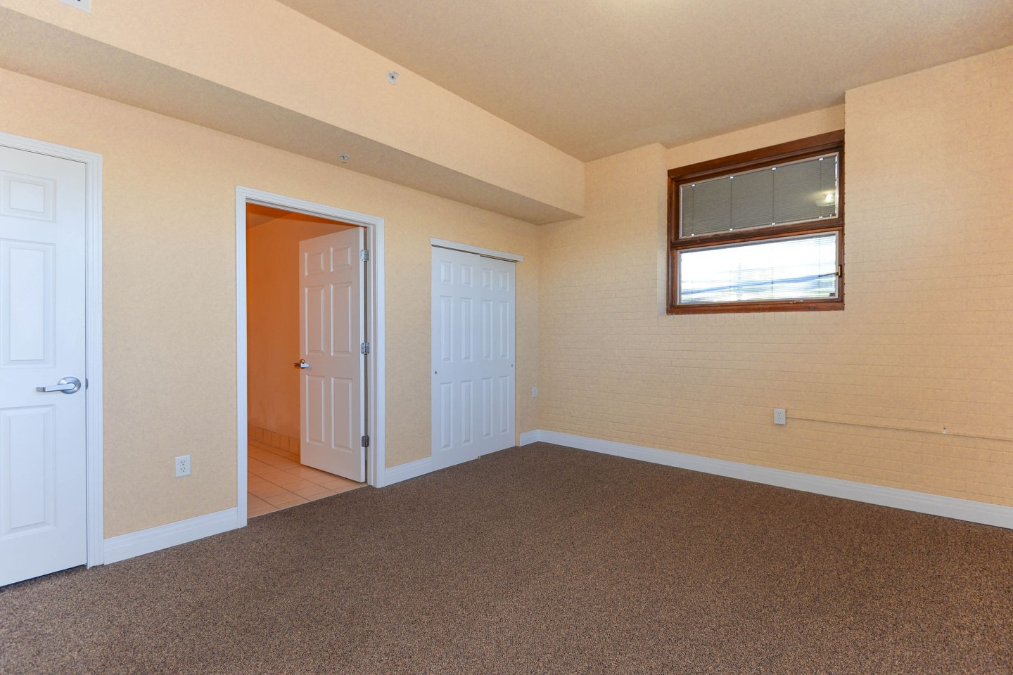 Madison Avenue Apartments Image 18