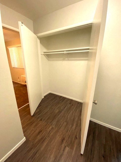Tustin Arms Apartment Homes Image 7