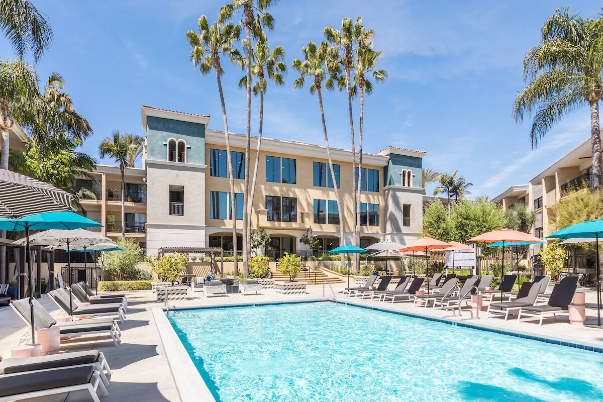The Plaza at Sherman Oaks Image 24
