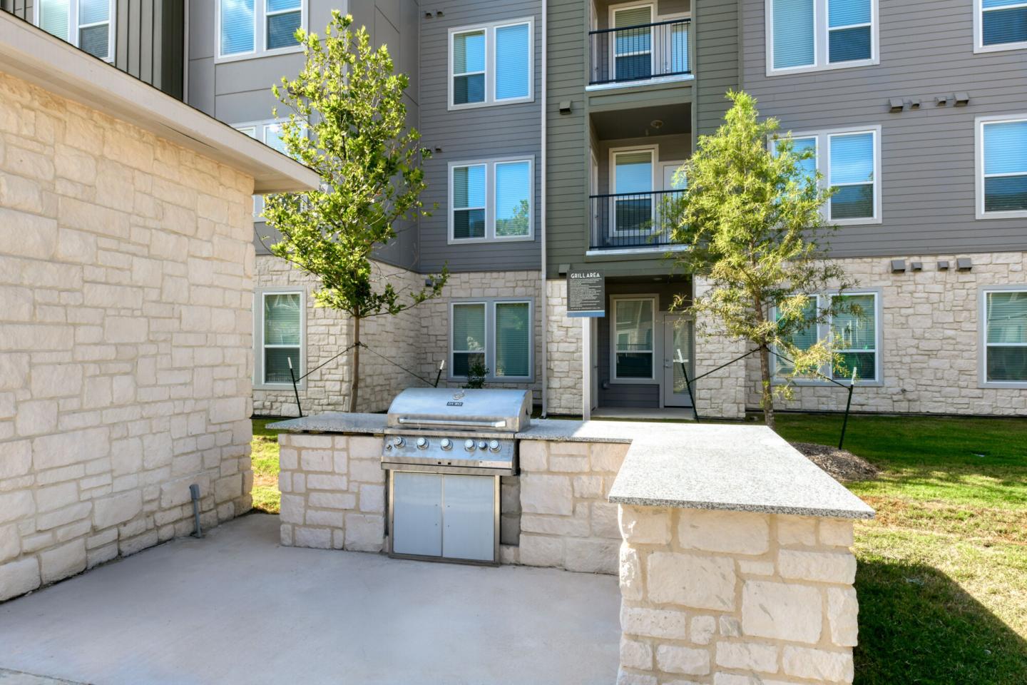 Sunstone Apartments Image 14