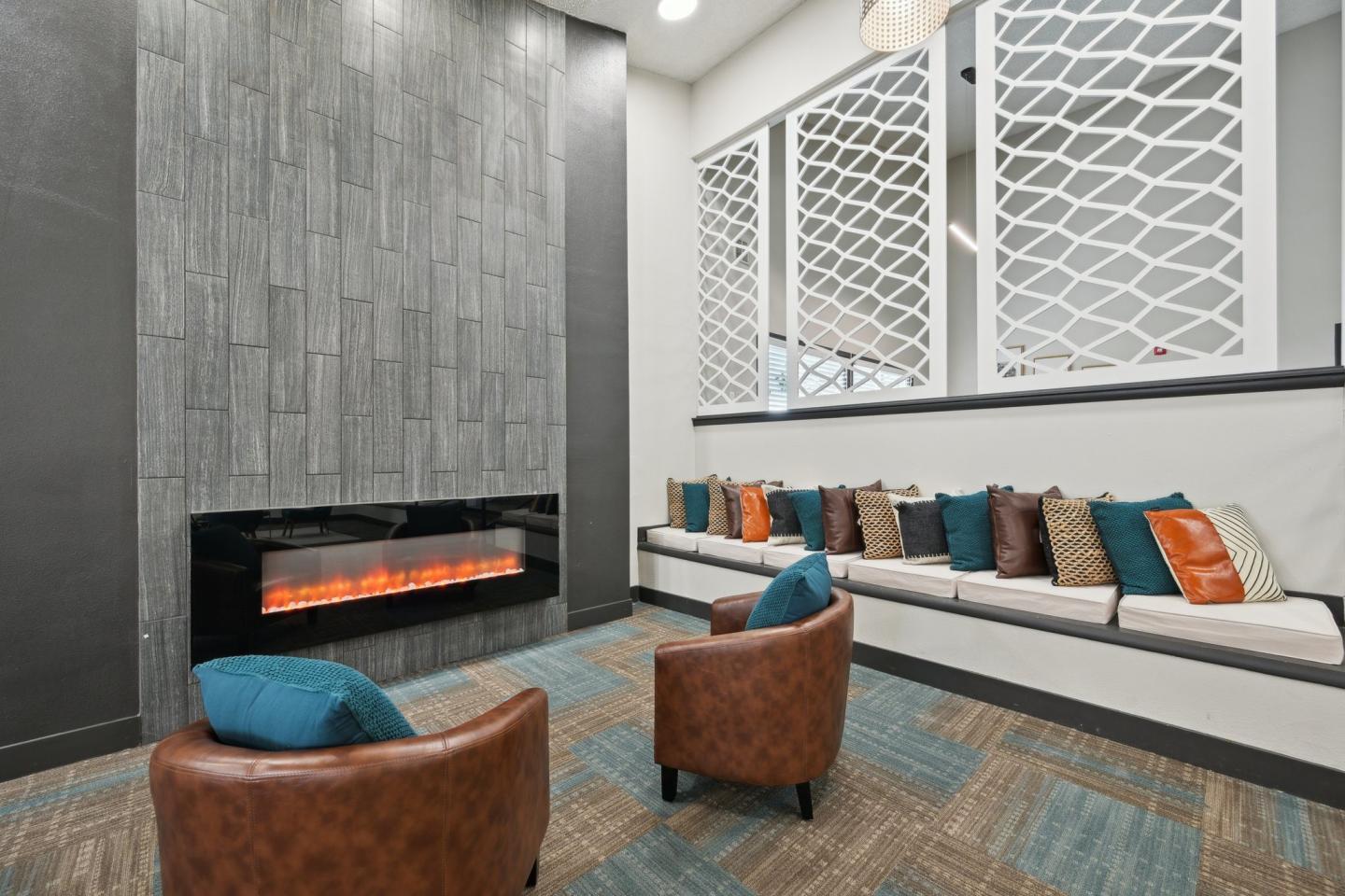 3300 Tamarac Image 18
