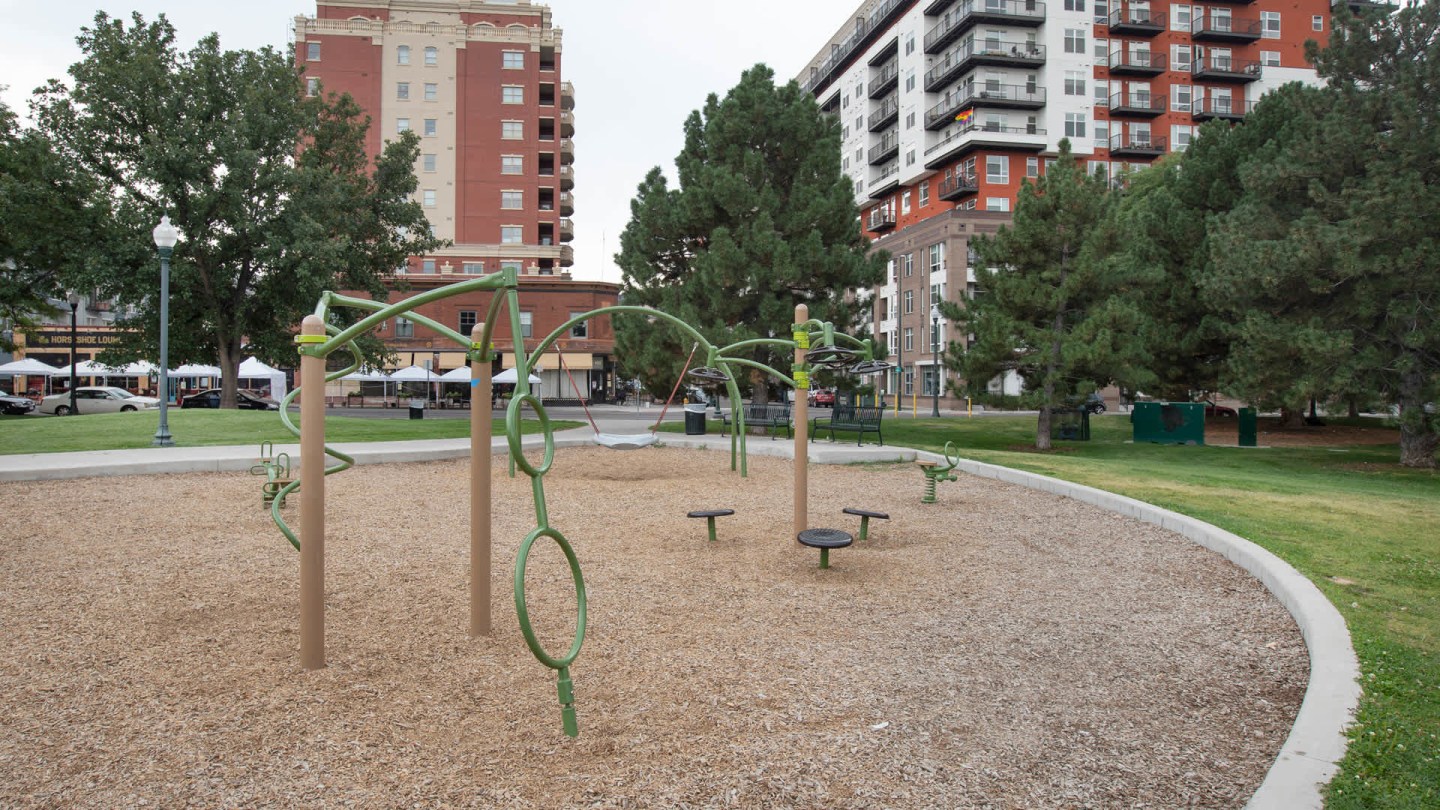 Radius Uptown Apartments Image 37