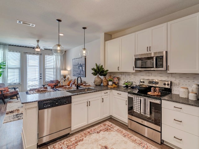 Album Keller Ranch Age 55+ Apartment Homes Image 19