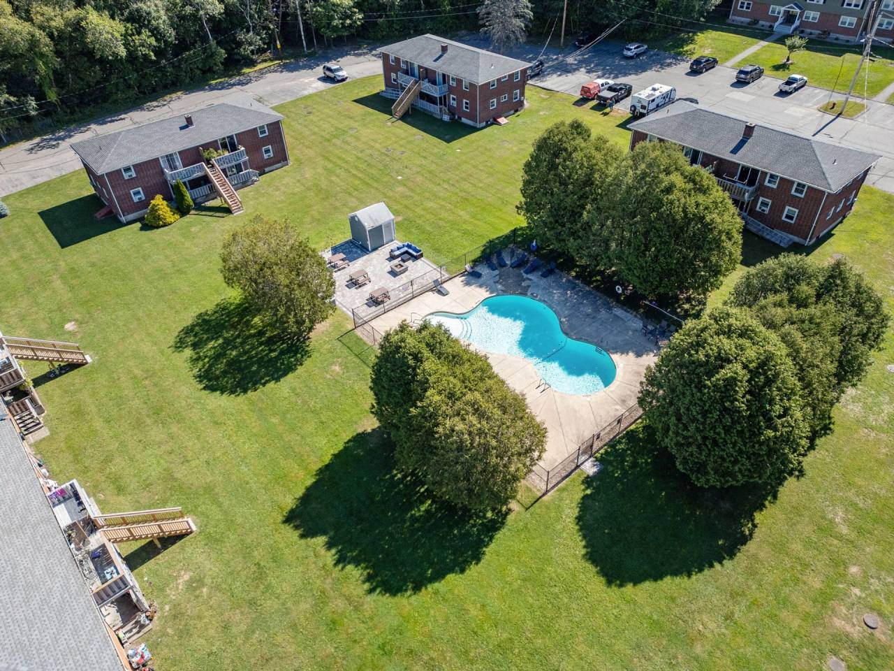 Manor Grove Image 15