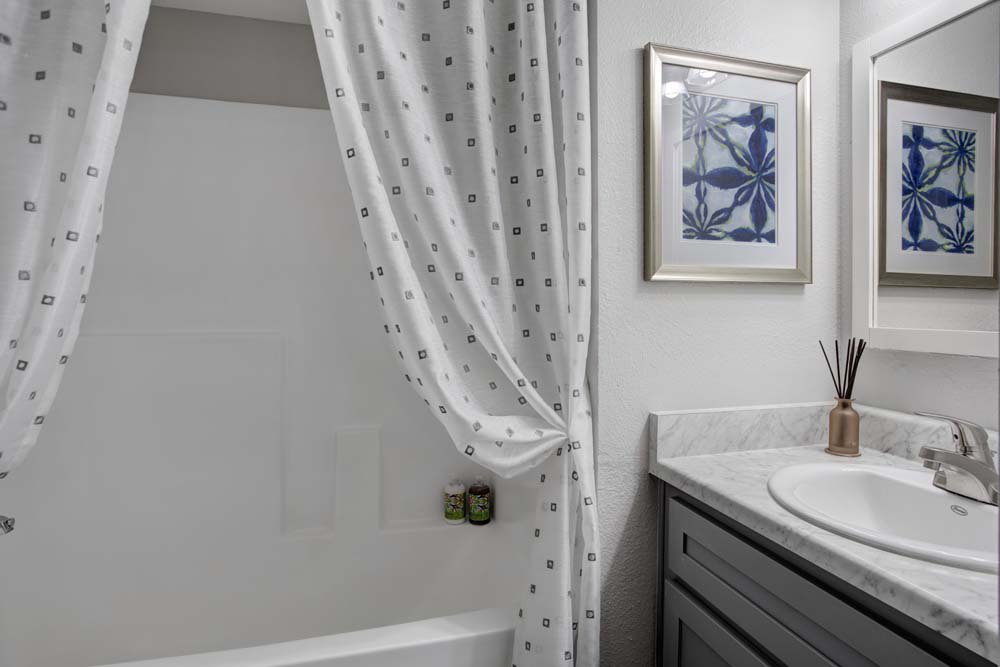 505 West Image 12