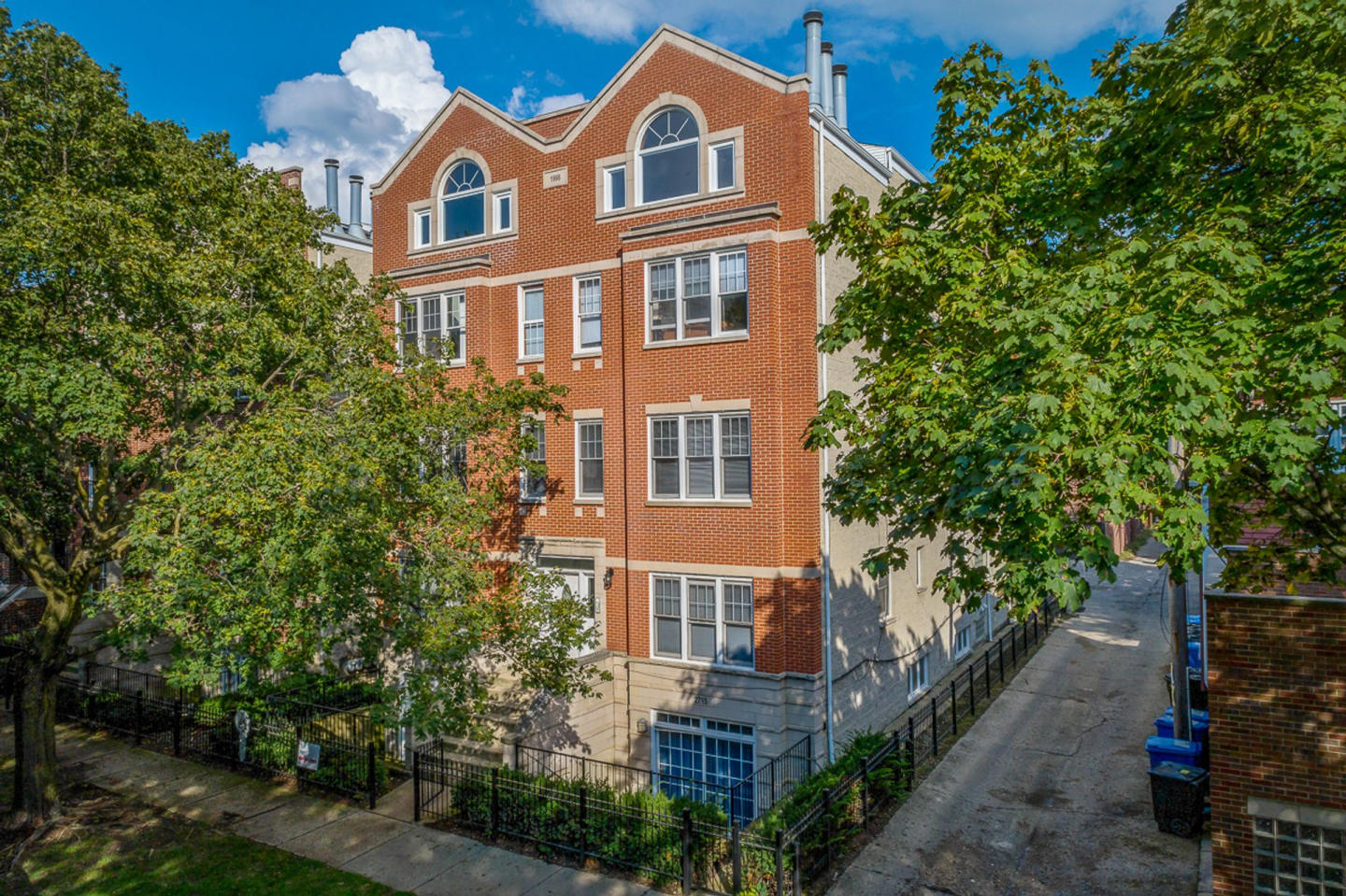 2715 North Wayne Ave. Apt. Image 1