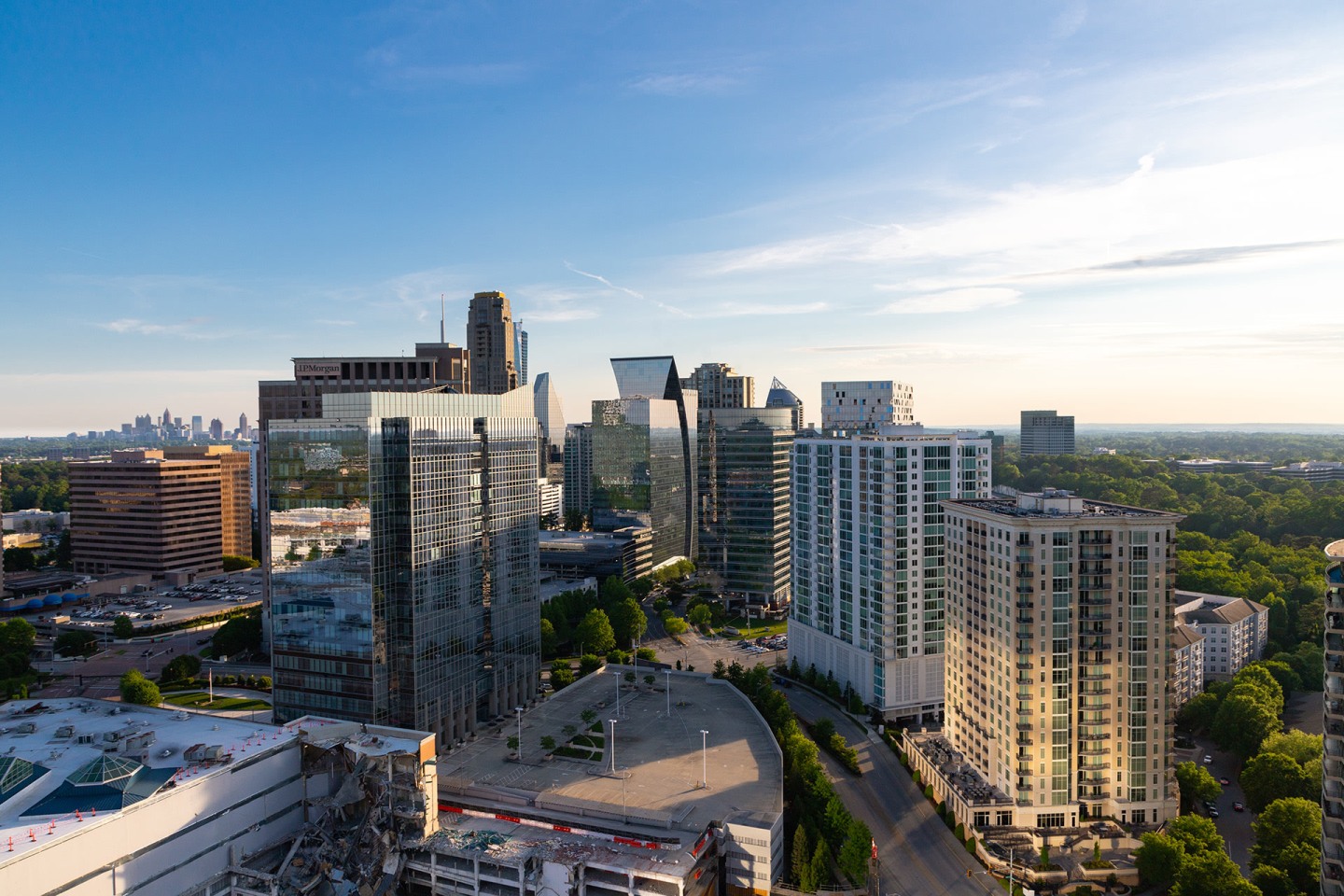 The Huntley Luxury Apartments Image 75