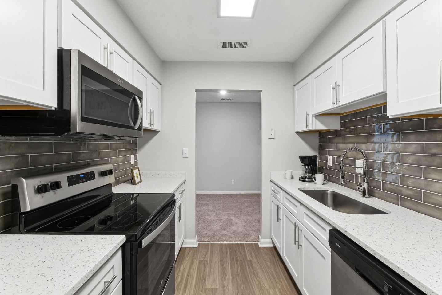 Elme Sandy Springs Image 10