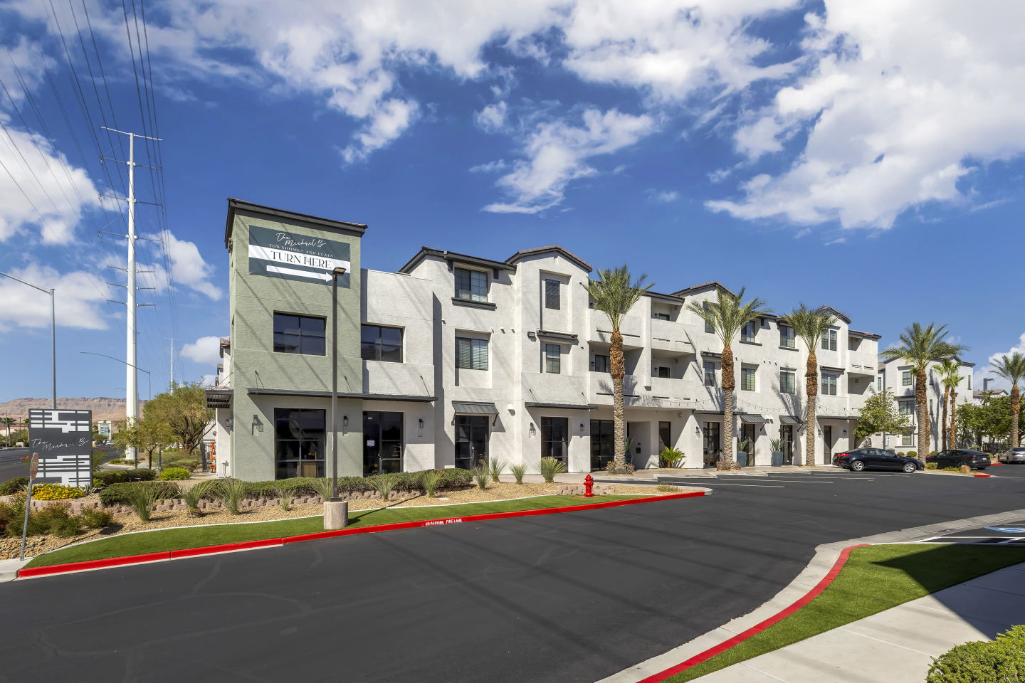 The Michael B Townhomes and Flats Image 9